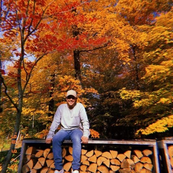 Meet your Posher, Marc-alexandre - Picture 1 of 1